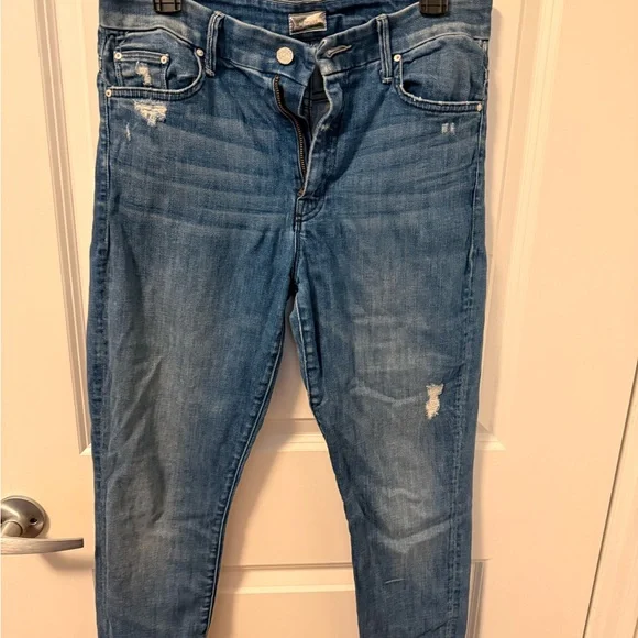 MOTHER Classic Blue Jeans - Picture 2 of 4